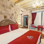 Cave - The Special Class Ξενοδοχείο *