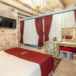Cave - The Special Class * Γκόρεμε