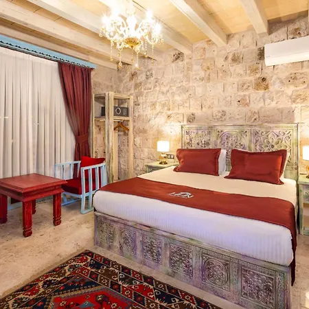 Cave - The Special Class Hotel