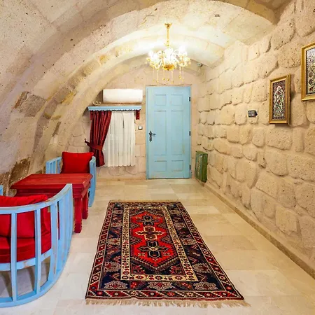 Hotel Cave *