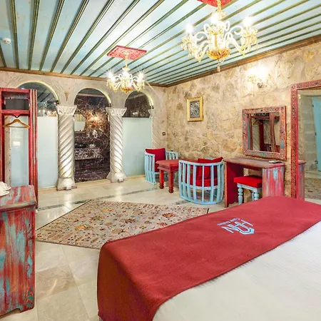 Hotel Cave