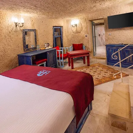 Hotel Cave - The Special Class