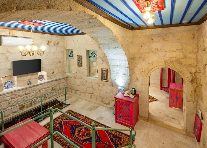 Cave - The Special Class * ギョレメ