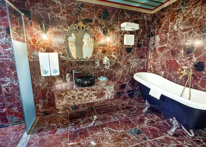 Cave - The Special Class ホテル ギョレメ