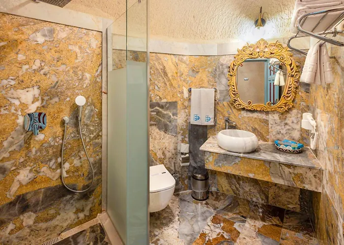 Cave - The Special Class ギョレメ