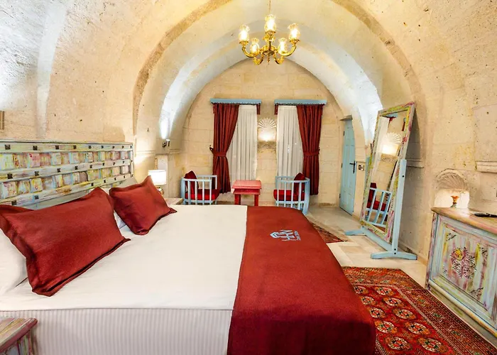 Cave - The Special Class Hotel *